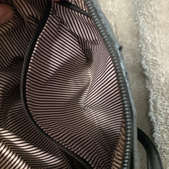 Cross body black “leather” bag - Picture 5 of 6